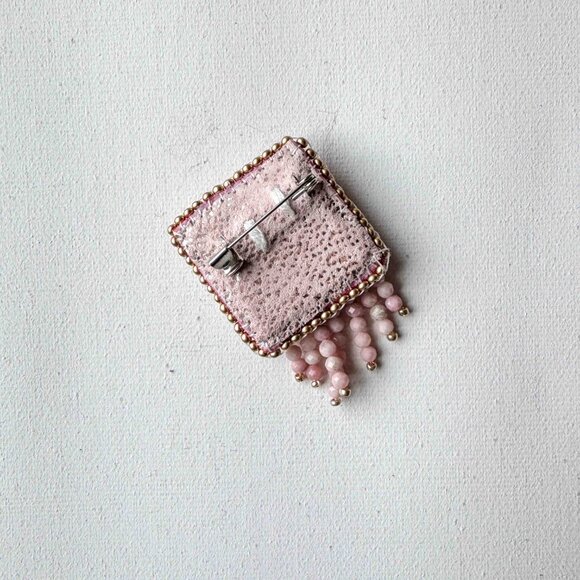 Handmade Pink Beaded Bird Brooch Vintage Style Statement Pin - Picture 7 of 13